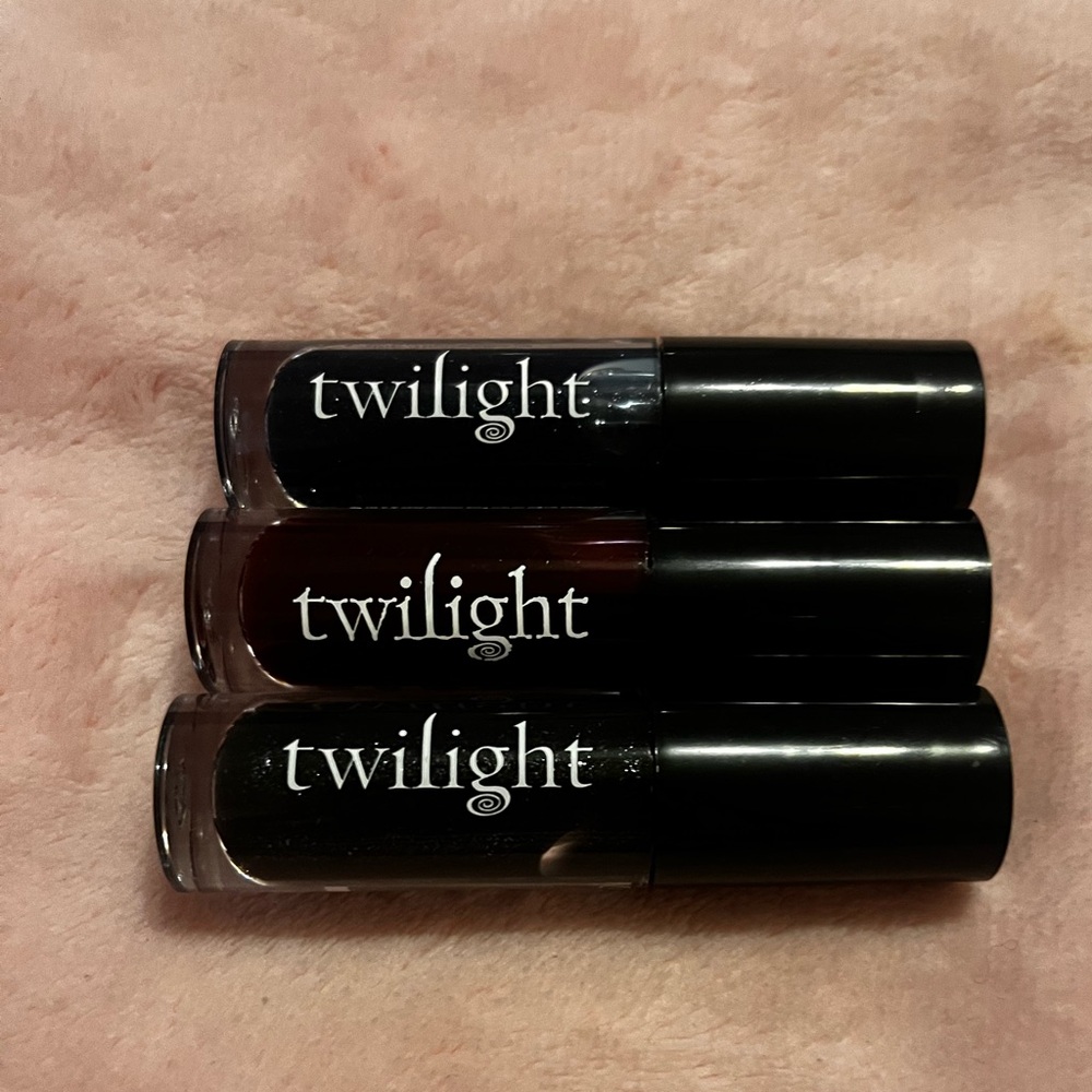 Twilight lux lip oil trio set